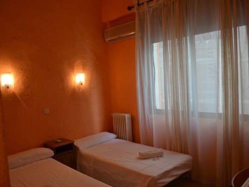 Apartamentos Stella Мадрид Екстериор снимка
